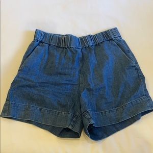 Everlane shorts